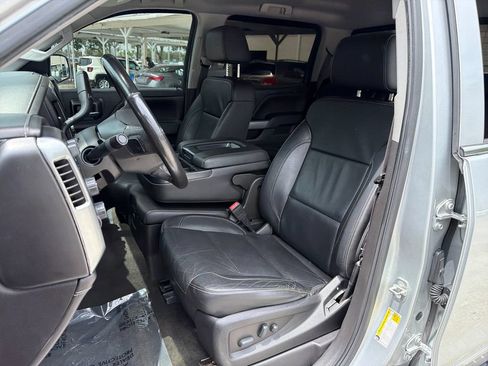 Used 2017 Chevrolet Silverado 1500 LTZ Z71 w/ LTZ Plus Package AWD/4WD image 36