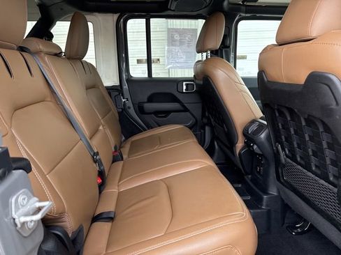 Used 2021 Jeep Wrangler Unlimited Rubicon 4xe w/ Cold Weather Group image 14
