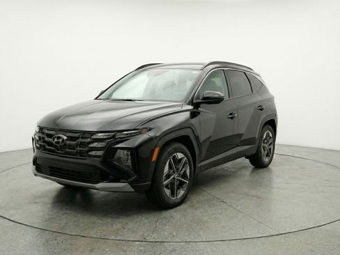 Used 2025 Hyundai Tucson SEL image 3
