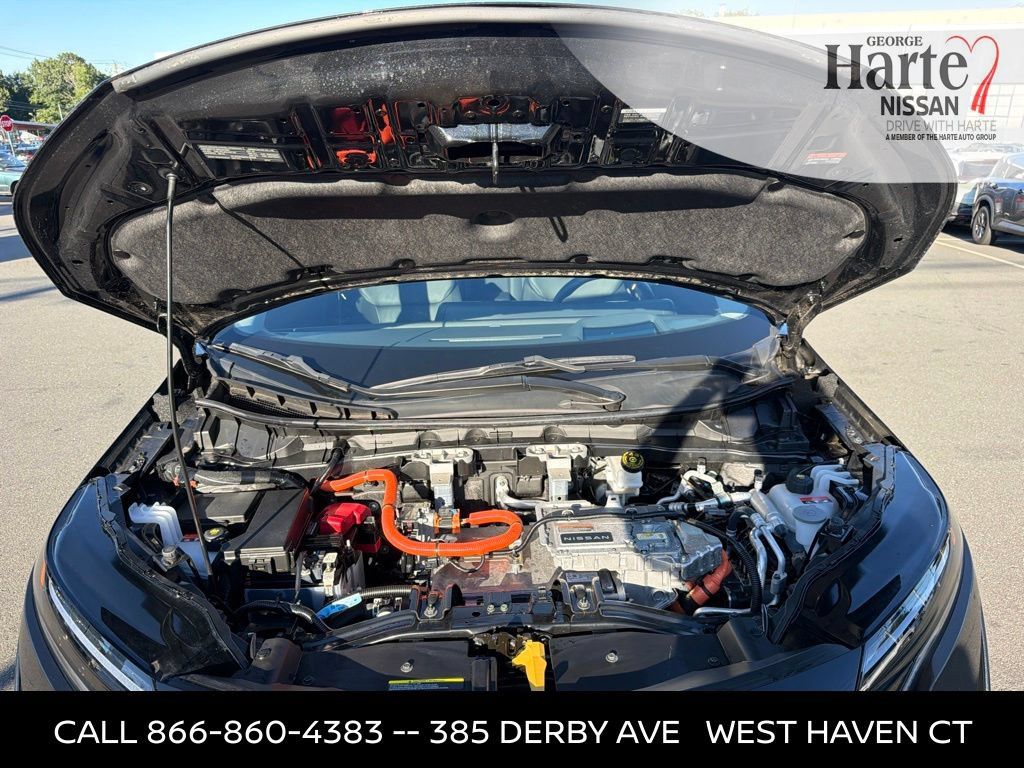 Certified 2024 Nissan Ariya AWD image 33