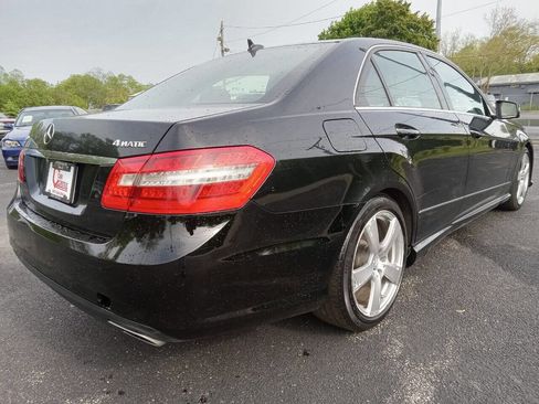 Used 2010 Mercedes-Benz E 350 4MATIC Sedan image 5