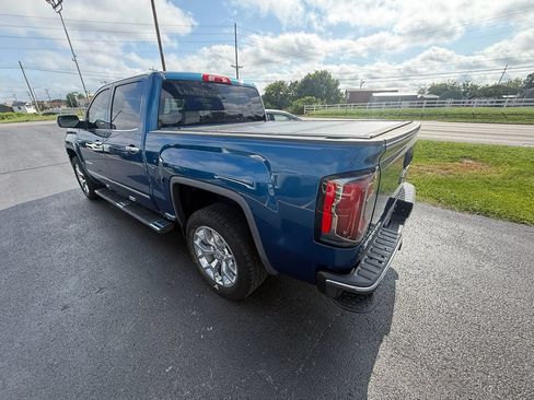 Used 2018 GMC Sierra 1500 SLT w/ SLT Premium Package AWD/4WD image 6