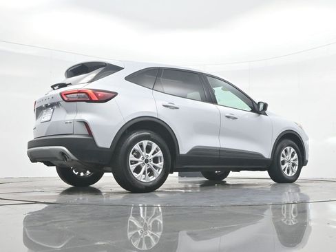Used 2025 Ford Escape Active w/ Cold Weather Package AWD/4WD image 31
