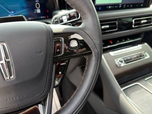 Used 2025 Lincoln Aviator Reserve w/ Jet Appearance Package AWD/4WD image 42