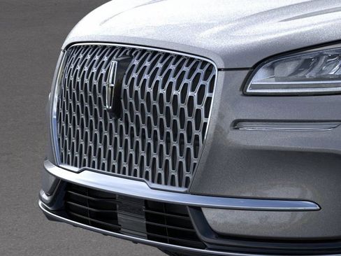 Used 2026 Lincoln Corsair Premiere AWD/4WD image 17