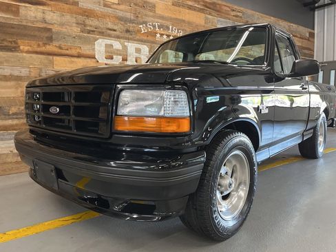 Used 1993 Ford F150 Lightning image 8