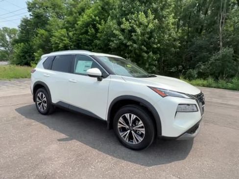 Certified 2023 Nissan Rogue SV w/ SV Premium B Package AWD/4WD image 2