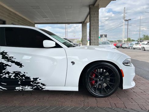 Used 2016 Dodge Charger SRT Hellcat w/ Harman/Kardon Audio Group RWD image 22