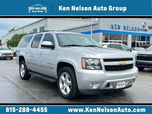 Used 2014 Chevrolet Suburban LT w/ Luxury Package AWD/4WD image 1