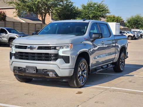 Used 2024 Chevrolet Silverado 1500 RST w/ Z71 Off-Road Package AWD/4WD image 11