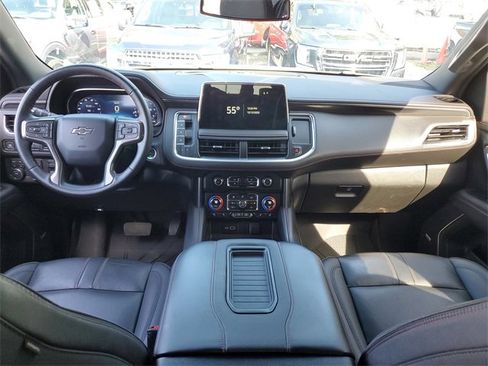 Used 2024 Chevrolet Suburban RST w/ Luxury Package image 10