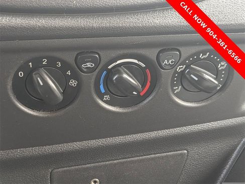 Used 2017 Ford Transit 350 XL image 23