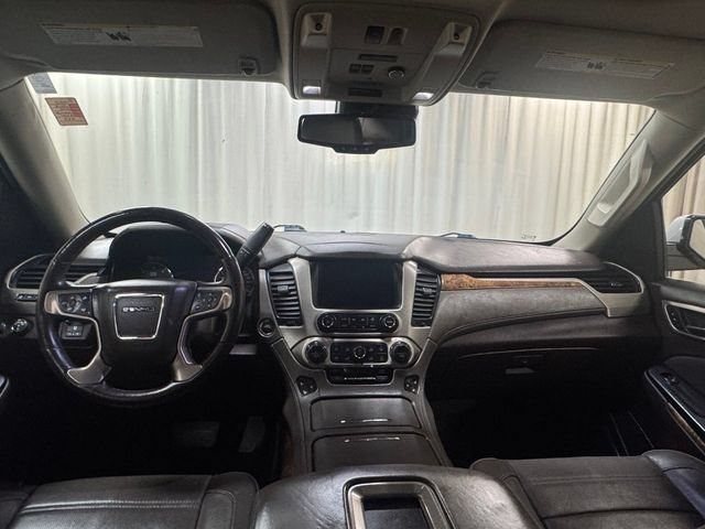 Used 2015 GMC Yukon XL Denali w/ Touring Package AWD/4WD image 26