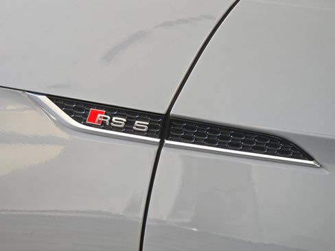 Used 2023 Audi RS 5 Sportback w/ Black Optic Carbon Package image 31