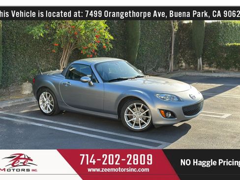 Used 2010 MAZDA MX-5 Miata Grand Touring w/ Premium Pkg image 2