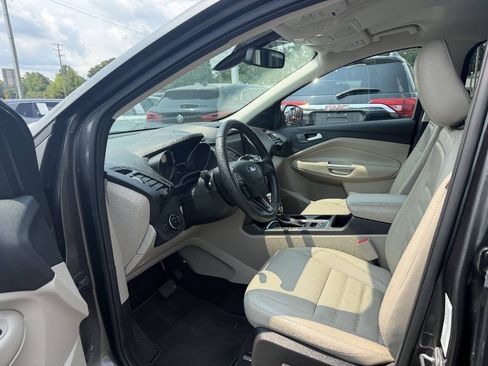 Used 2018 Ford Escape Titanium AWD/4WD image 7