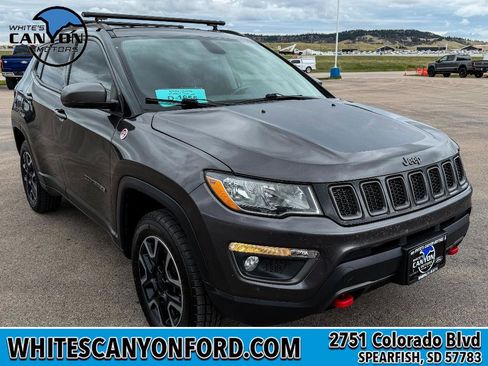 Used 2019 Jeep Compass Trailhawk AWD/4WD image 12
