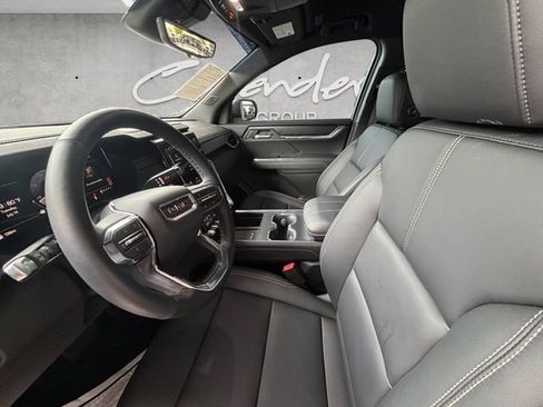 Used 2026 GMC Acadia Elevation w/ Black Edition FWD image 24