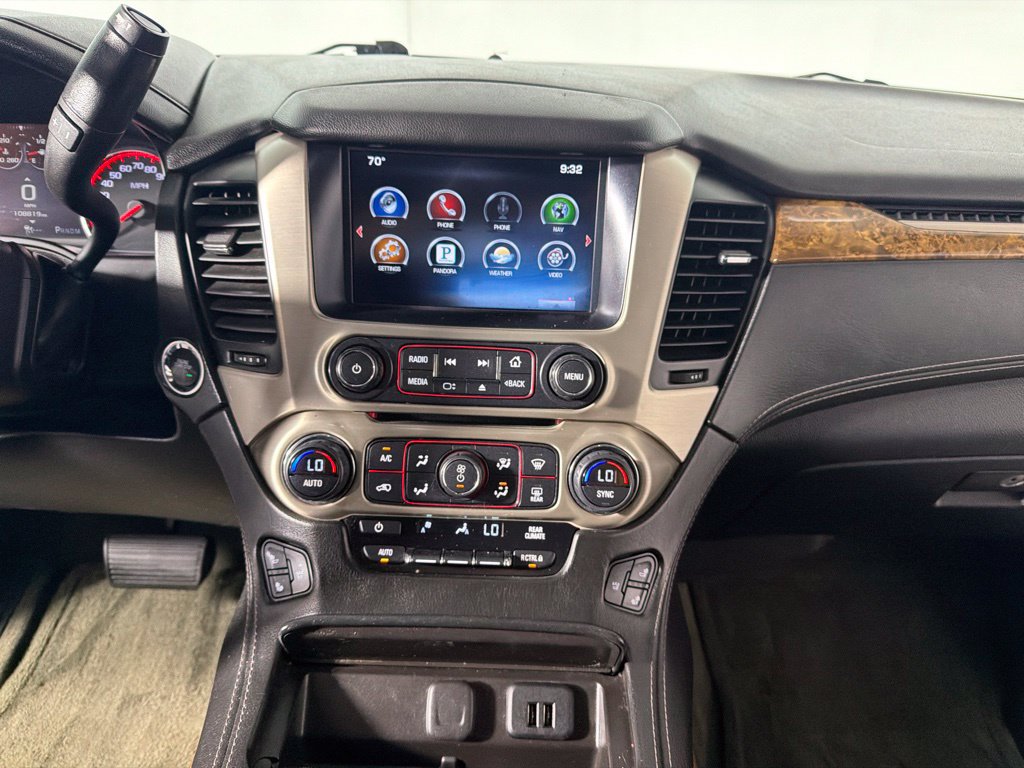 Used 2015 GMC Yukon Denali w/ Touring Package AWD/4WD image 15