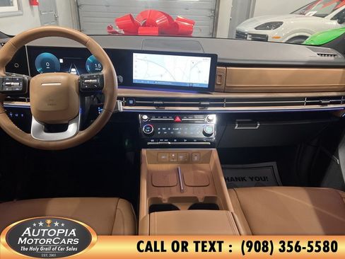 Used 2025 Hyundai Santa Fe Limited AWD/4WD image 37