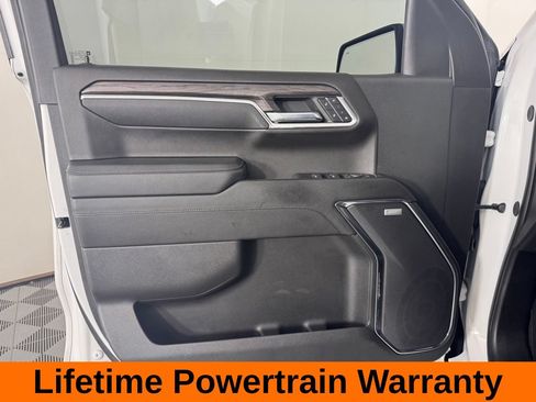 Used 2024 Chevrolet Silverado 1500 LTZ w/ LTZ Convenience Package II AWD/4WD image 11