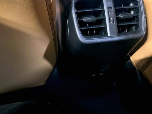 Certified 2024 Lexus UX 250h Premium image 33