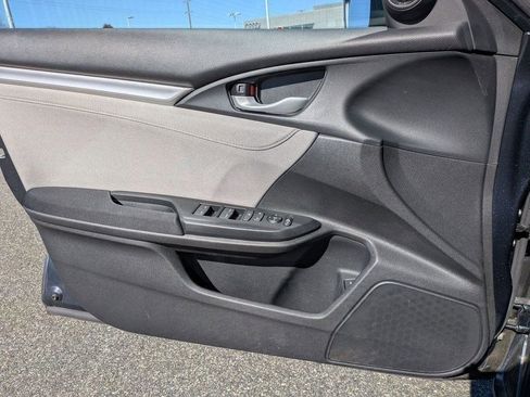 Used 2016 Honda Civic EX-T image 9