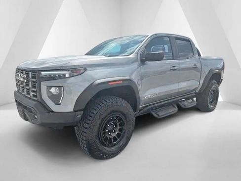 Used 2024 GMC Canyon AT4X w/ AT4X AEV Edition AWD/4WD image 3