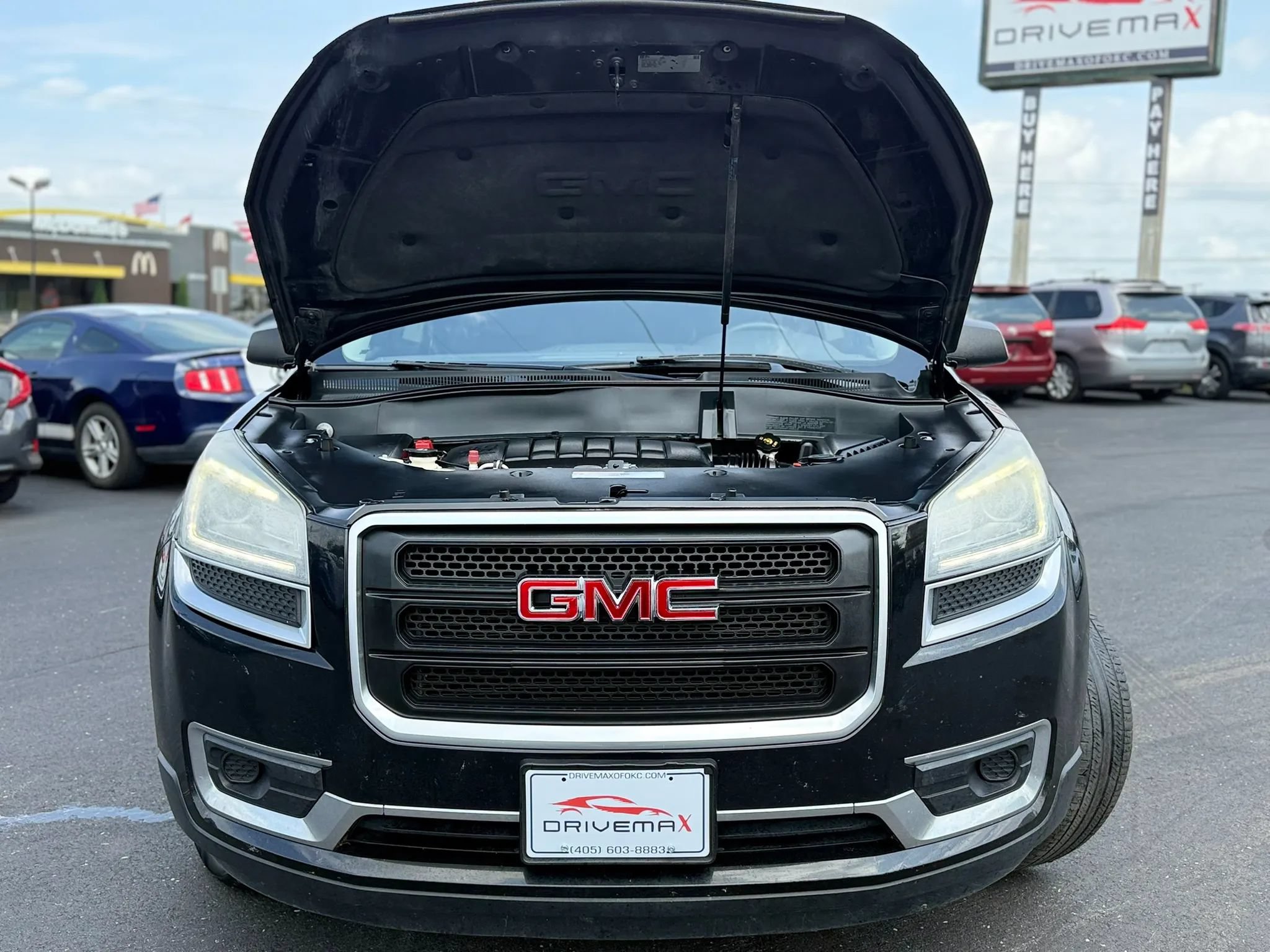 Used 2015 GMC Acadia SLE FWD image 15