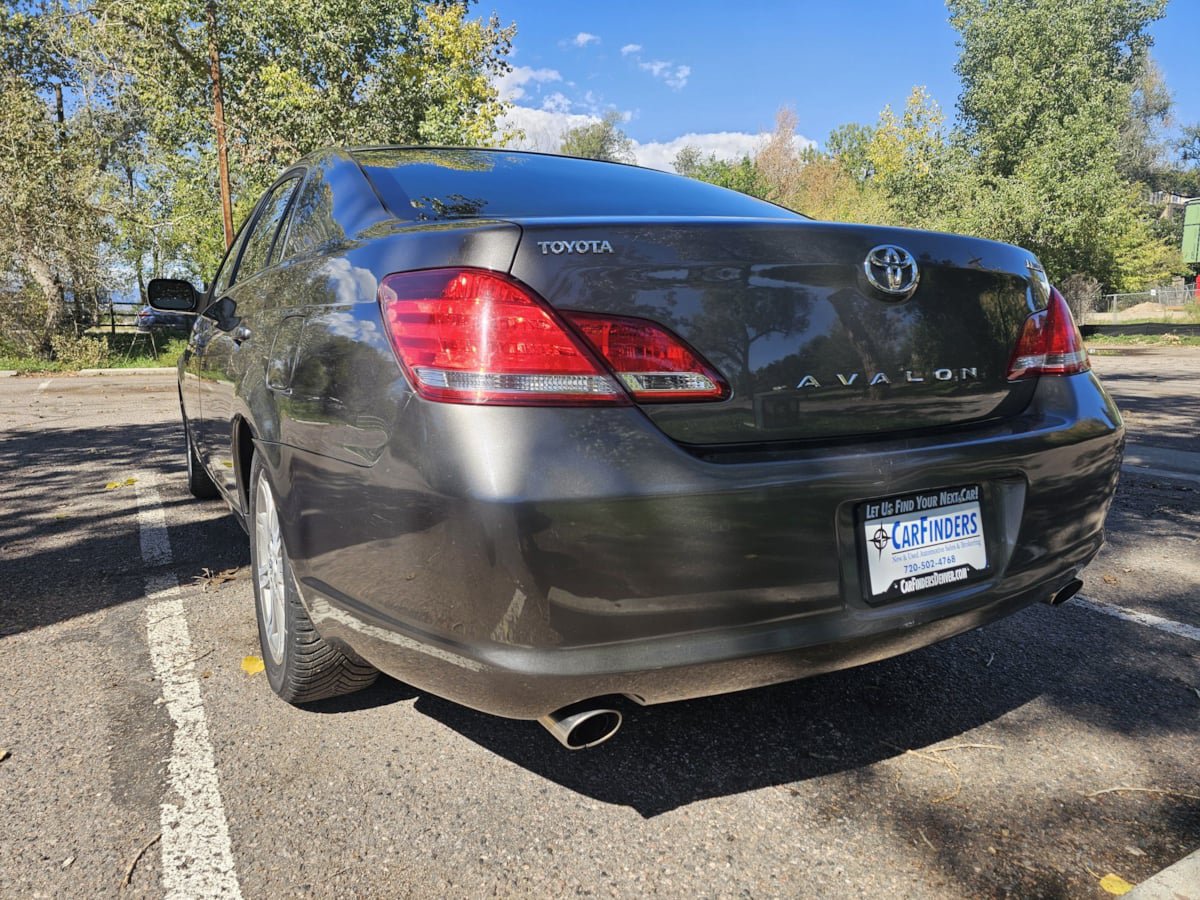 Used 2006 Toyota Avalon Limited FWD image 3