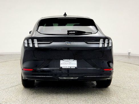 Used 2024 Ford Mustang Mach-E Premium image 6