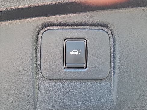 Used 2023 Nissan Murano SL w/ SL Moonroof Package AWD/4WD image 17