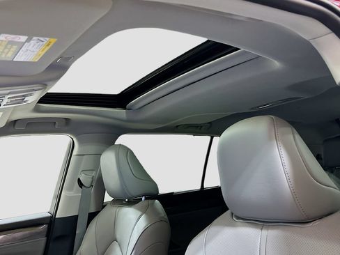 New 2026 Toyota Highlander Limited AWD/4WD image 21