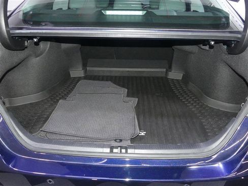 Used 2021 Toyota Camry XSE w/ Navigation Package FWD image 9