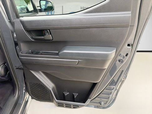 Used 2025 Toyota Tacoma SR5 RWD image 31