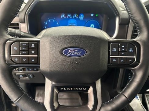 Certified 2025 Ford F150 Platinum w/ FX4 Off-Road Package image 29