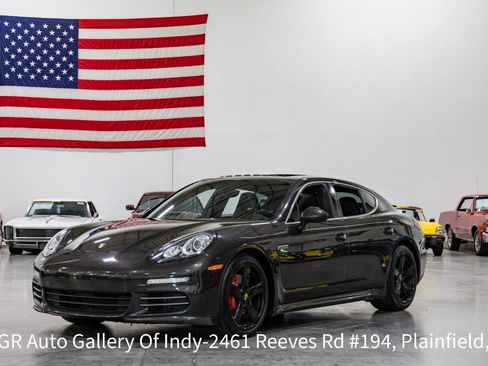 Used 2016 Porsche Panamera 4S AWD/4WD image 3