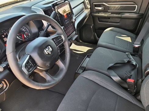 Used 2026 RAM 2500 Big Horn AWD/4WD image 17