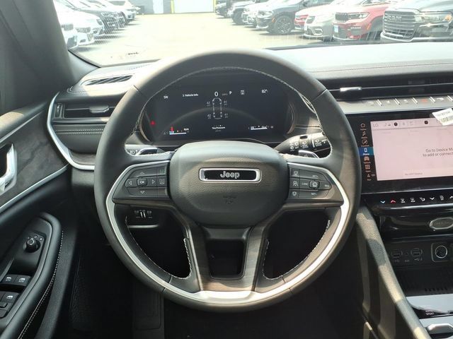 New 2026 Jeep Grand Cherokee L 4WD image 10