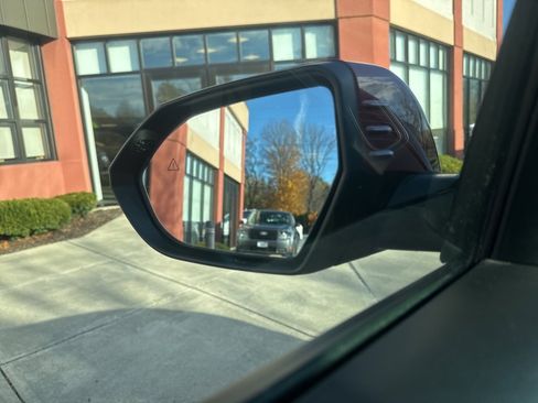 Used 2025 Hyundai Kona SEL image 33