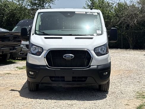 Used 2025 Ford Transit 250 Low Roof w/ Exterior Upgrade Package RWD image 2
