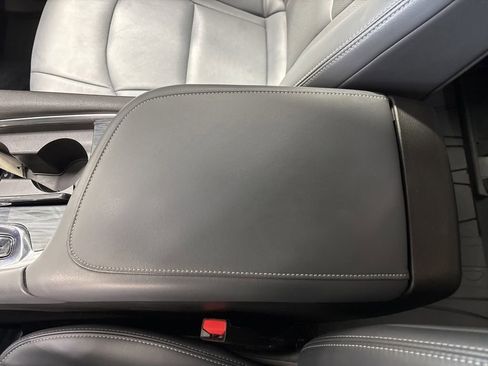Used 2023 Buick Enclave Essence w/ LPO, Floor Liner Package FWD image 28