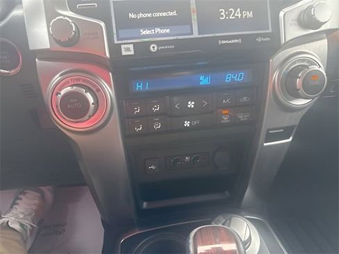 Used 2021 Toyota 4Runner Limited image 19