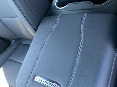 Used 2026 GMC Yukon Denali w/ LPO, Floor Liner Package AWD/4WD image 32