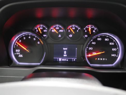 Used 2022 Chevrolet Silverado 1500 Custom AWD/4WD image 30