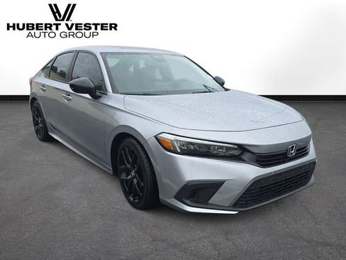 Used 2022 Honda Civic Sport image 4