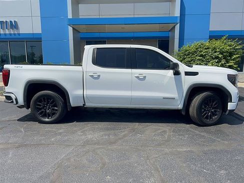 Used 2023 GMC Sierra 1500 Elevation AWD/4WD image 9