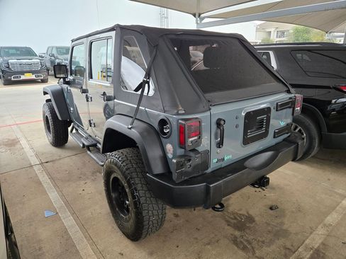 Used 2015 Jeep Wrangler Unlimited Sport image 6