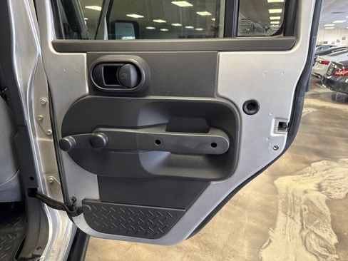 Used 2010 Jeep Wrangler Unlimited Sport AWD/4WD image 25