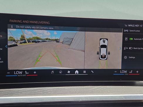 Used 2024 BMW i4 eDrive35 w/ Premium Package RWD image 29